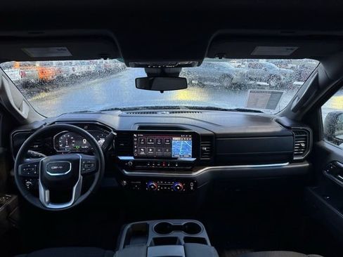 Certified 2025 GMC Sierra 1500 Elevation image 9