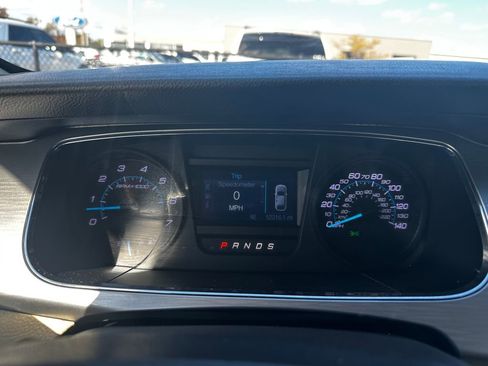 Used 2019 Ford Taurus SEL image 47