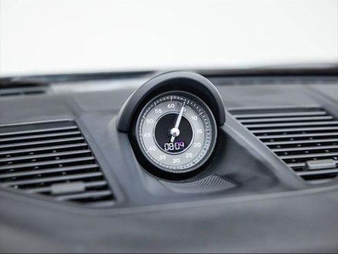 Used 2021 Porsche 911 Turbo S image 38