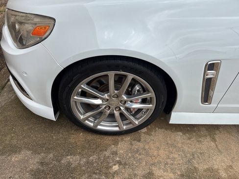 Used 2015 Chevrolet SS image 2