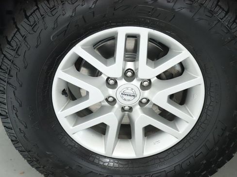 Certified 2021 Nissan Frontier SV RWD image 35