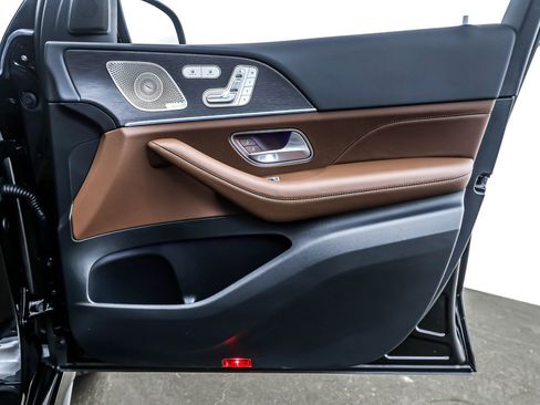 Certified 2025 Mercedes-Benz GLE 450 4MATIC image 25