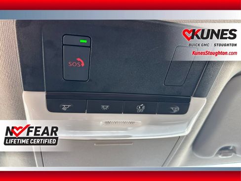 Used 2025 Nissan Sentra SV FWD image 23
