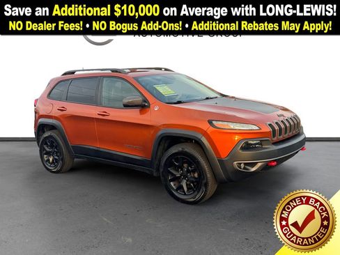 Used 2015 Jeep Cherokee Trailhawk w/ Leather Interior Group image 10