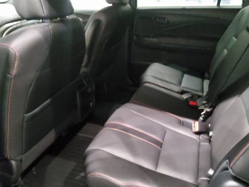 Used 2022 Honda Passport TrailSport image 14