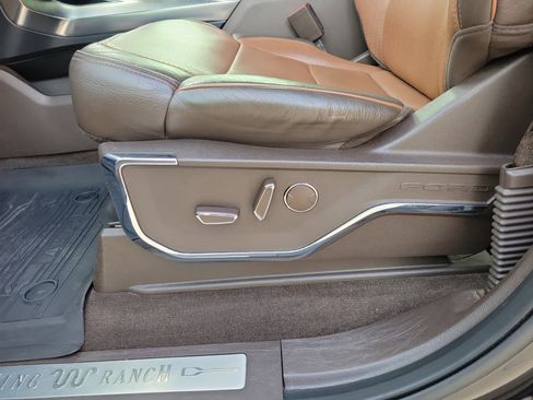 Used 2021 Ford F150 King Ranch w/ FX4 Off-Road Package image 8