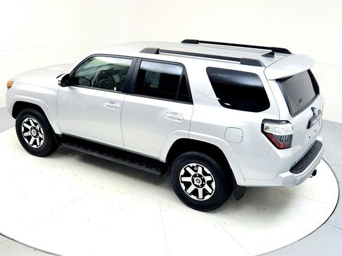 Certified 2024 Toyota 4Runner TRD Off-Road Premium image 16