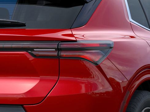 New 2025 Chevrolet Equinox EV LT image 23