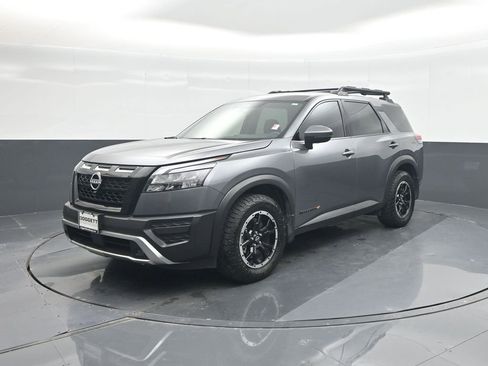 Used 2025 Nissan Pathfinder Rock Creek AWD/4WD image 1