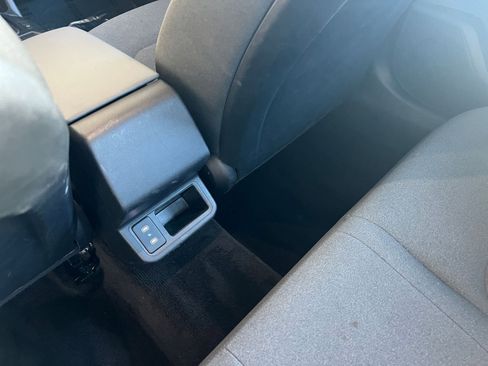 Used 2025 Kia K4 LXS FWD image 23