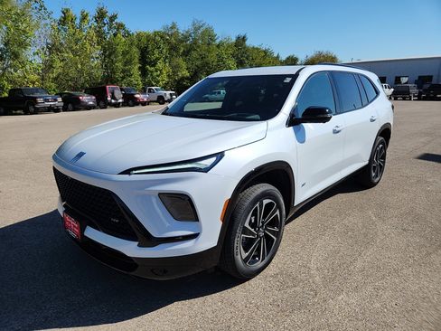 New 2026 Buick Enclave Sport Touring w/ Power Package image 5