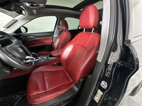 Used 2020 Alfa Romeo Stelvio Sport w/ Quick Order Package 22K Sport RWD image 11