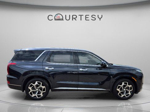 Certified 2022 Hyundai Palisade Calligraphy w/ Cargo Package FWD image 6