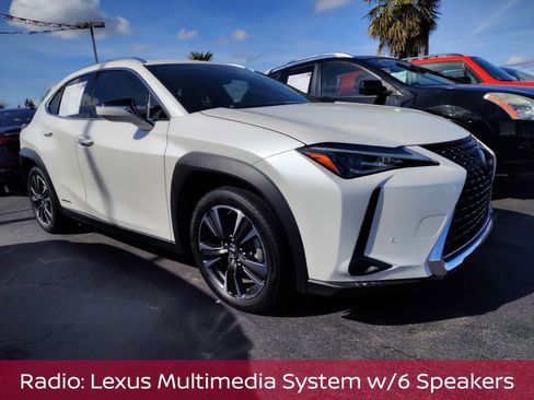 Used 2020 Lexus UX 250h w/ Premium Package image 3