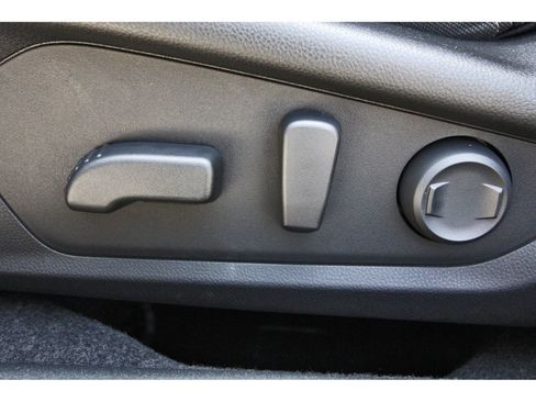 New 2026 Subaru Outback Limited AWD/4WD image 30