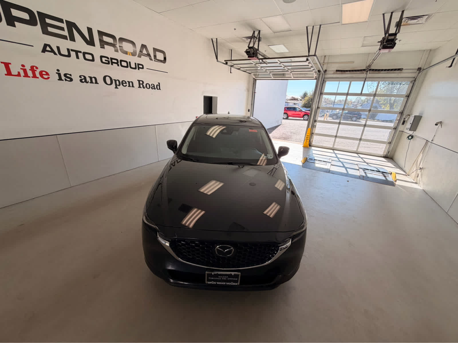 Certified 2024 MAZDA CX-5 AWD 2.5 S w/ Preferred Package image 4