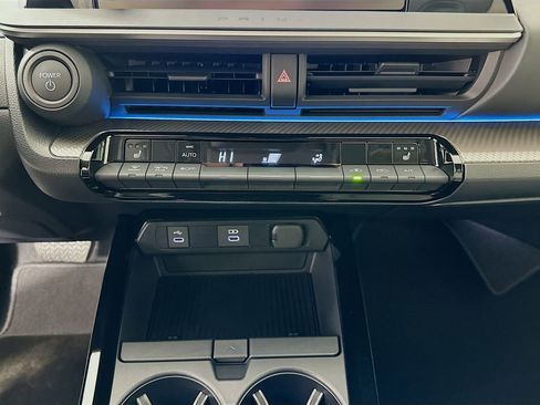 Used 2026 Toyota Prius XLE image 20