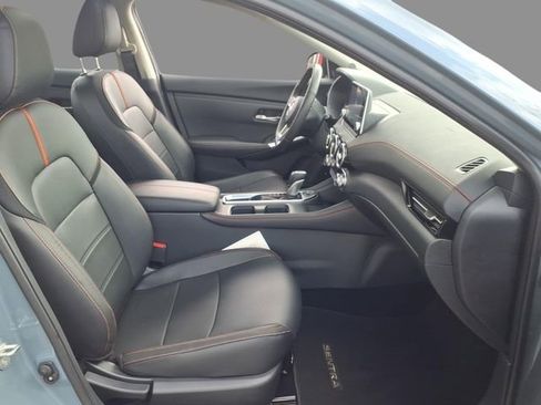 Certified 2025 Nissan Sentra SR w/ SR Premium Package FWD image 14