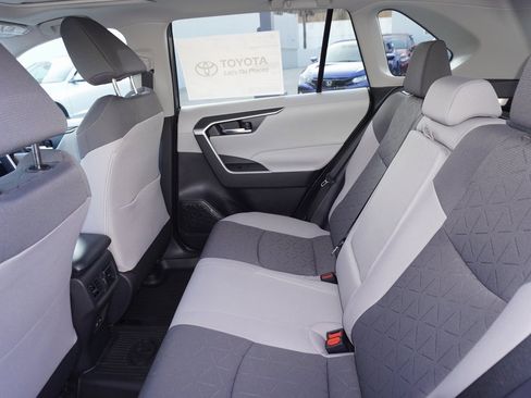 New 2025 Toyota RAV4 XLE image 7