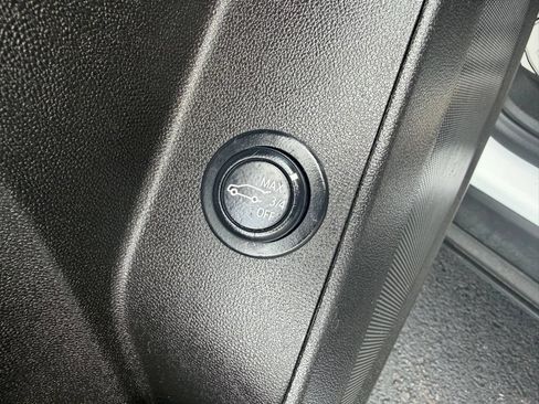 Used 2024 Chevrolet Equinox RS w/ LPO, Floor Liner Package AWD/4WD image 30