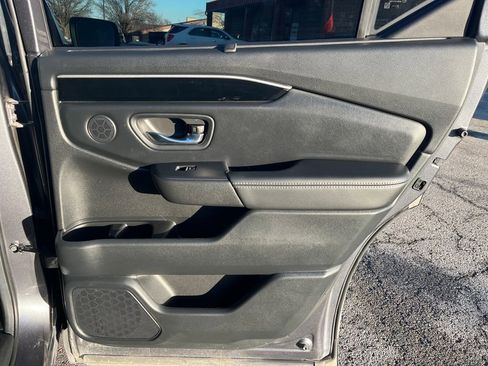 Used 2024 Honda Pilot Touring image 31