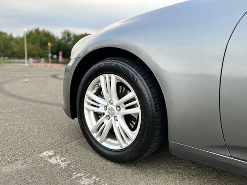 Used 2013 INFINITI G37 Journey w/ Premium Pkg image 9