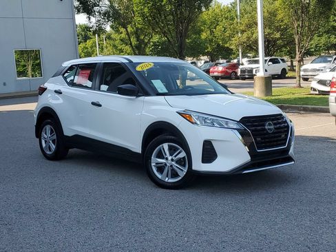 Certified 2024 Nissan Kicks S FWD image 36