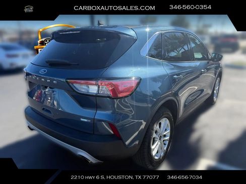 Used 2020 Ford Escape SE image 5
