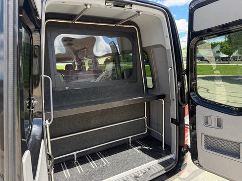 Used 2017 Mercedes-Benz Sprinter 3500 image 12