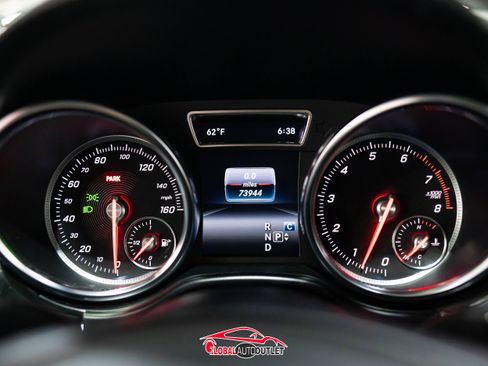 Used 2019 Mercedes-Benz GLE 400 4MATIC w/ Premium 1 Package image 30
