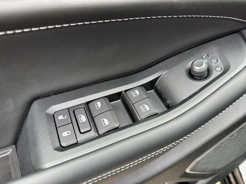 New 2026 Jeep Grand Cherokee Limited Reserve AWD/4WD image 11