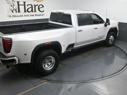 Used 2024 GMC Sierra 3500 Denali Ultimate image 37