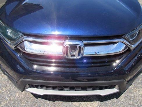 Used 2019 Honda CR-V LX image 4