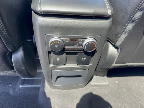 Certified 2023 Ford Explorer Limited w/ Limited Technology Package image 33