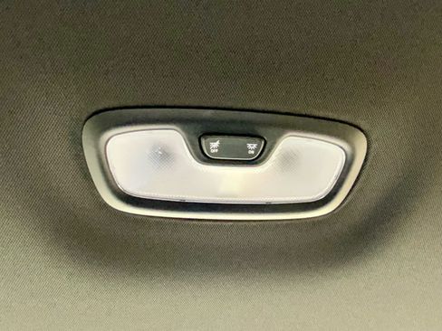 New 2026 Chevrolet Trax RS w/ Sunroof Package FWD image 50