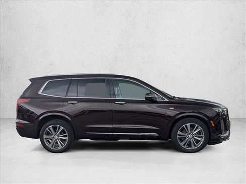 Used 2020 Cadillac XT6 Premium Luxury FWD image 4