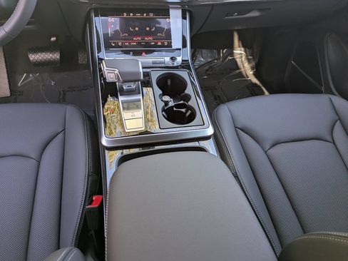 New 2026 Audi Q7 3.0T Premium Plus AWD/4WD image 19