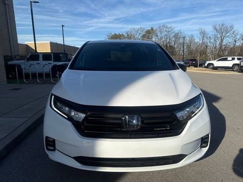 Used 2023 Honda Odyssey Sport image 7