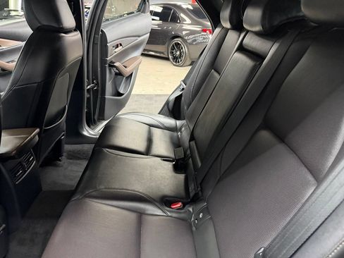 Used 2022 MAZDA CX-30 AWD 2.5 S w/ Premium Package image 39