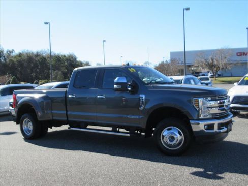 Used 2019 Ford F350 Lariat w/ Lariat Ultimate Package image 2
