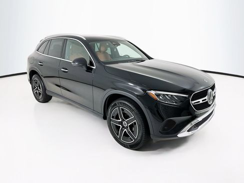 Certified 2026 Mercedes-Benz GLC 300 4MATIC image 1