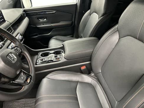 Certified 2026 Honda Passport TrailSport Elite image 10