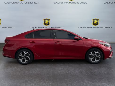 Used 2019 Kia Forte LXS image 6