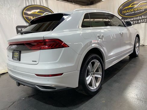 Used 2019 Audi Q8 Premium w/ Convenience Package AWD/4WD image 15
