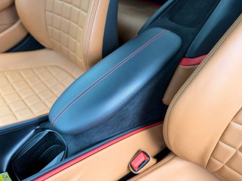 Used 2022 Ferrari Roma RWD image 42