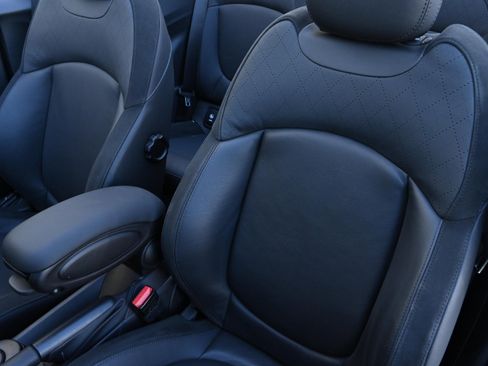 Used 2024 MINI Cooper S image 11