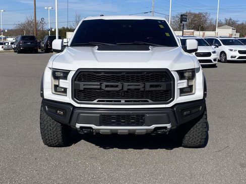 Used 2018 Ford F150 Raptor w/ Equipment Group 802A Luxury image 2