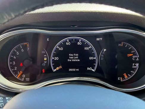 Certified 2022 Jeep Grand Cherokee Laredo E image 22