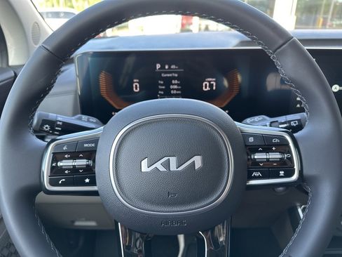 New 2026 Kia Carnival EX image 37