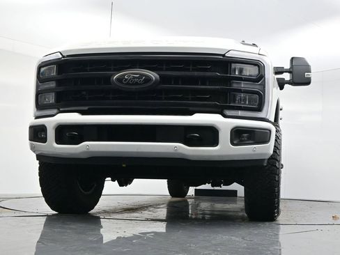 Used 2023 Ford F350 Lariat w/ Lariat Ultimate Package image 51